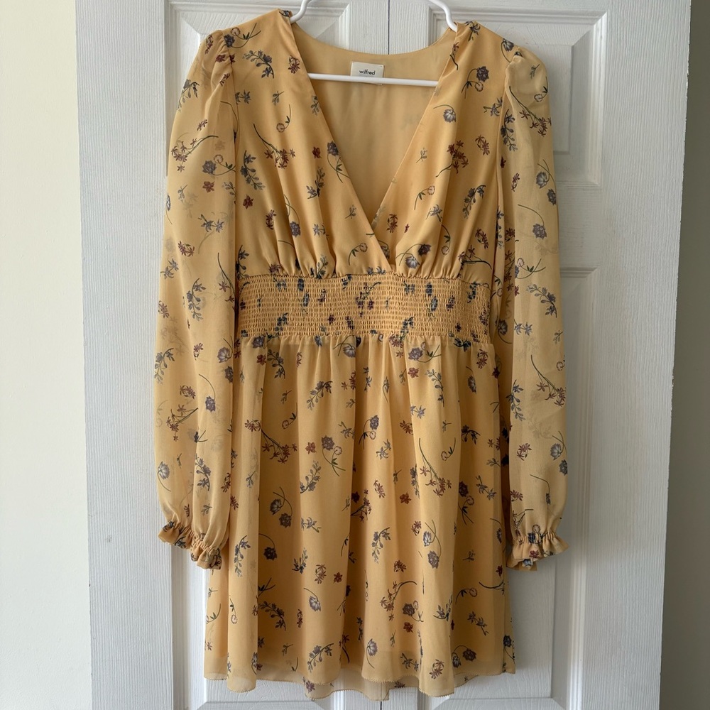 Aritzia/Wilfred Floral Yellow Long Sleeve Dress💛💐